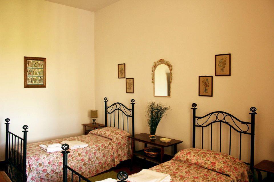 לסטרה א סיניה Villa Le Sorti חדר תמונה